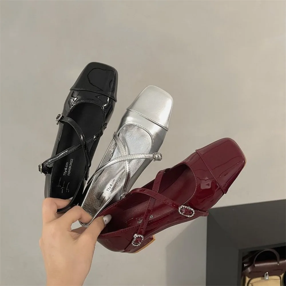 حذاء بكعب متوسط، تصميم ريترو م - مراجعة Women'S Fashion Shoes وسعره