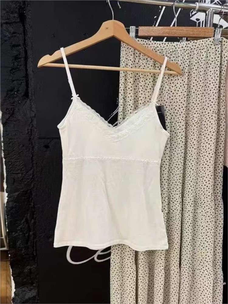 الأبيض القوس الدانتيل تقليم سل - مراجعة Lace Trim Cami وسعره